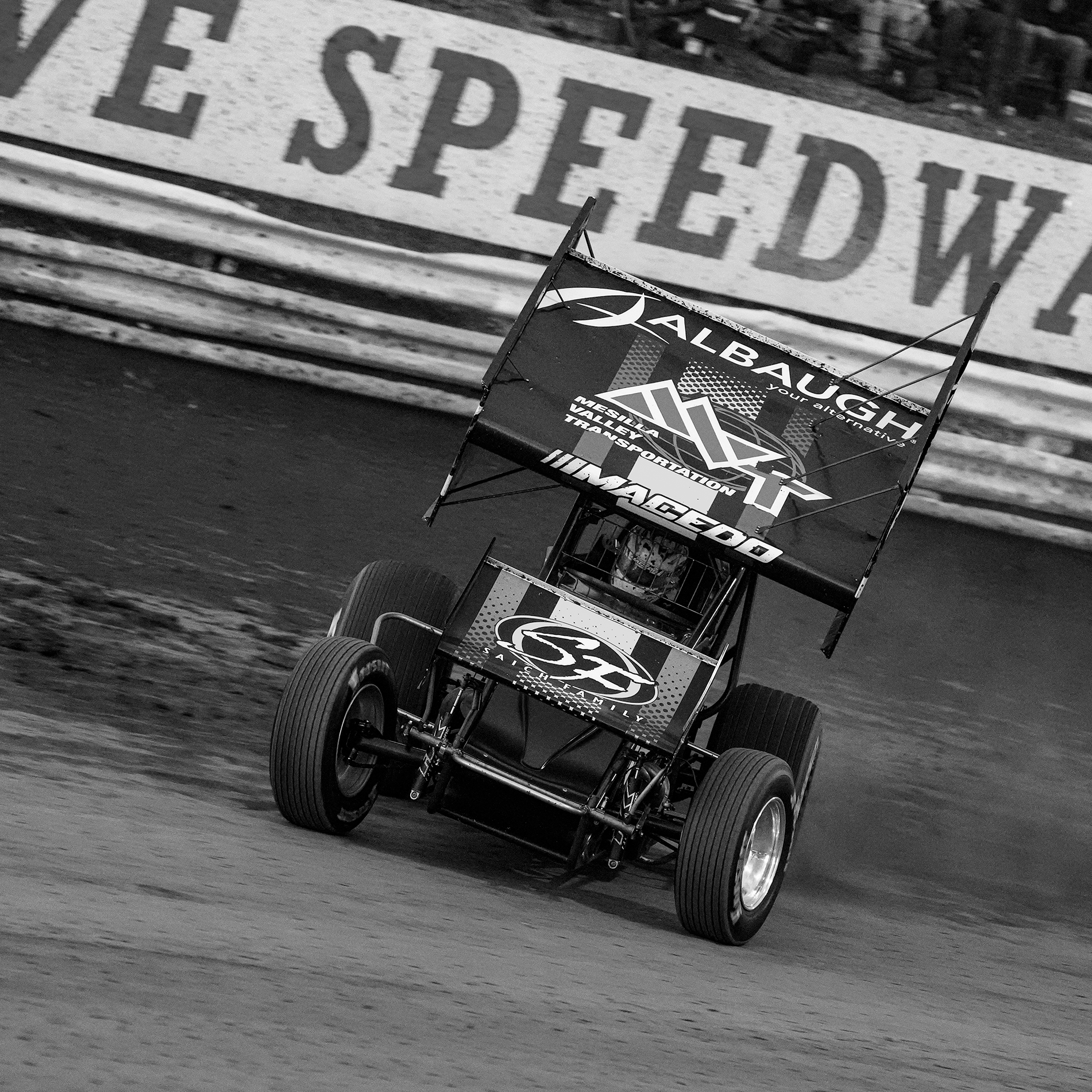 The Sprint Car - Fan 101 - World of Outlaws